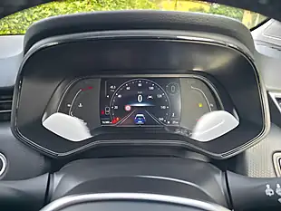 Used 2023 Renault Clio Evolution Blue - Interior and Exterior details 17