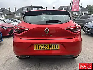 Used 2023 Renault Clio Evolution Flame Red - Interior and Exterior details 12
