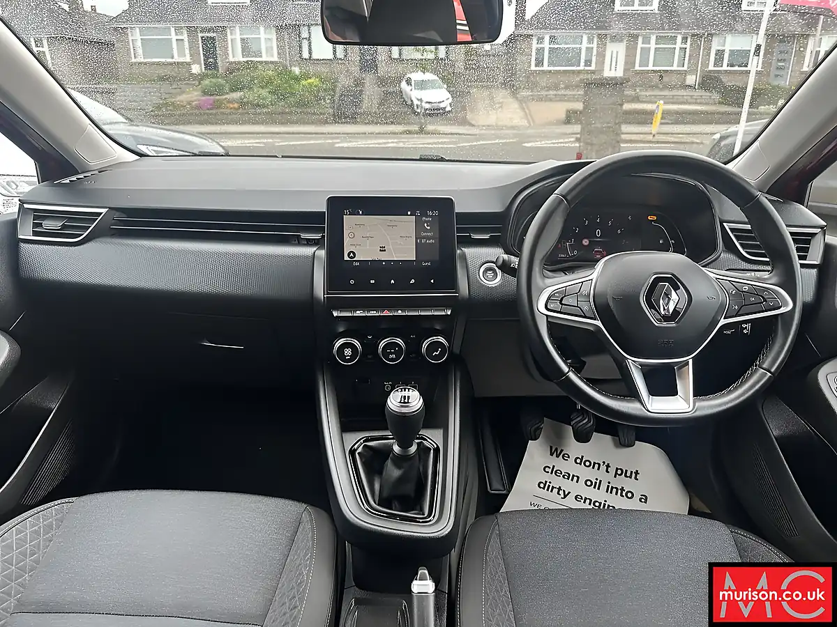 Used 2023 Renault Clio Evolution Flame Red - Interior and Exterior details 18
