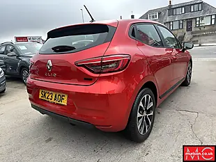 Used 2023 Renault Clio Evolution Flame Red - Interior and Exterior details 11