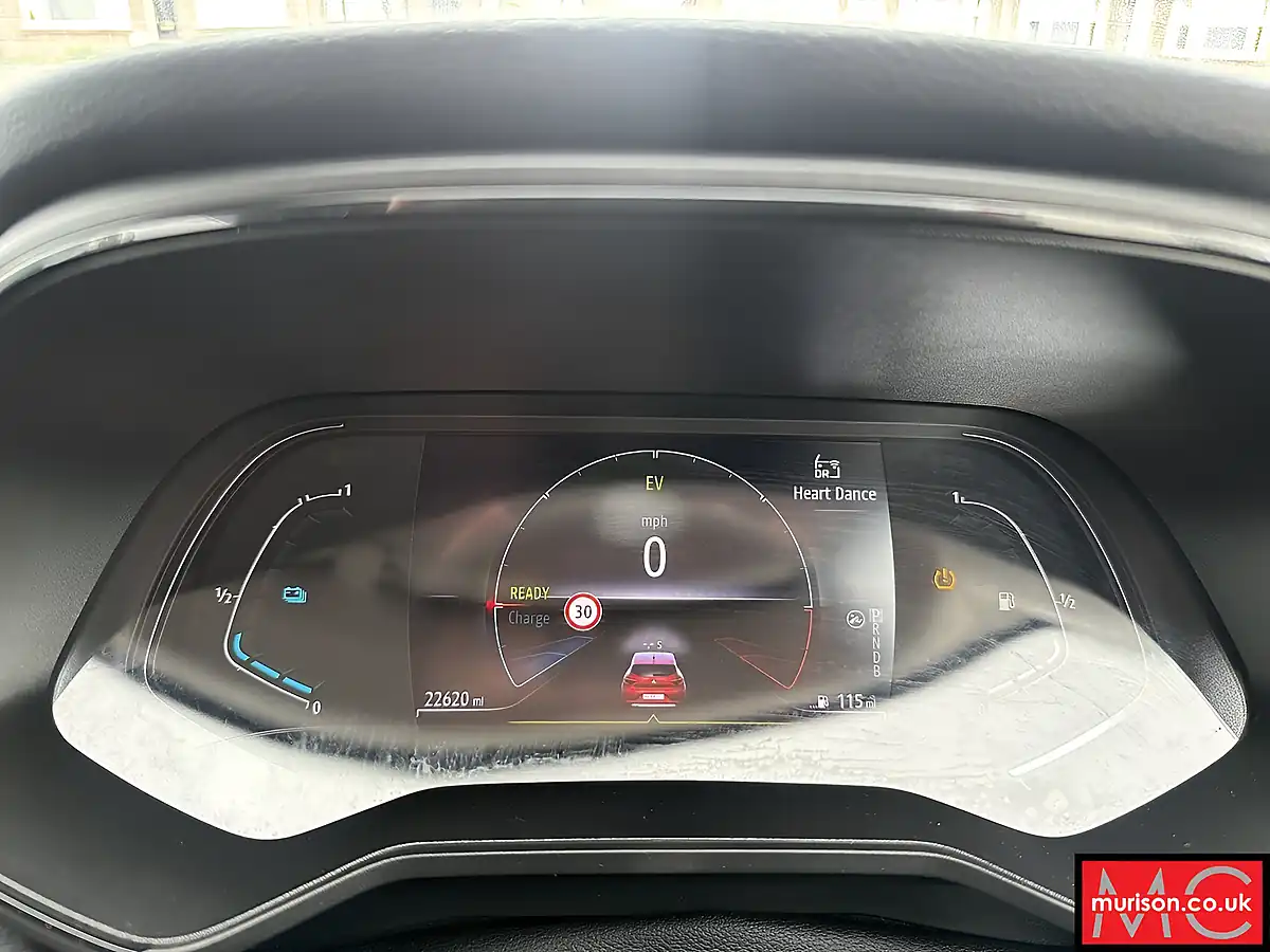Used 2023 Renault Clio Evolution Flame Red - Interior and Exterior details 16