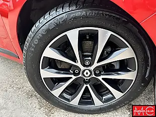 Used 2023 Renault Clio Evolution Flame Red - Interior and Exterior details 2