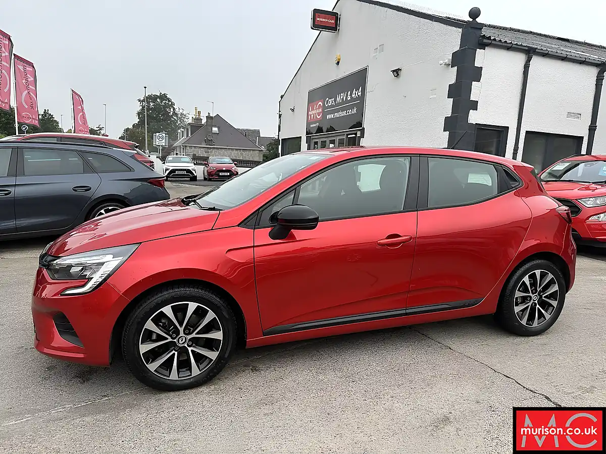 Used 2023 Renault Clio Evolution Flame Red - Interior and Exterior details 8