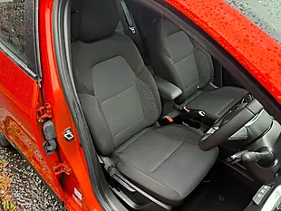 Used 2023 Renault Clio Evolution Orange - Interior and Exterior details 10