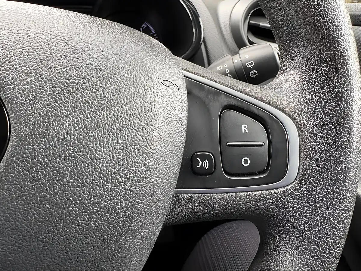 Used 2023 Renault Clio Play Grey - Interior and Exterior details 13