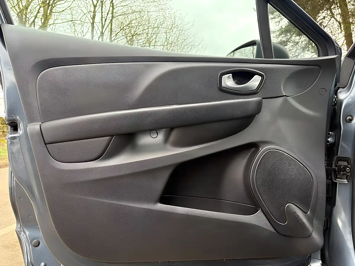 Used 2023 Renault Clio Play Grey - Interior and Exterior details 16
