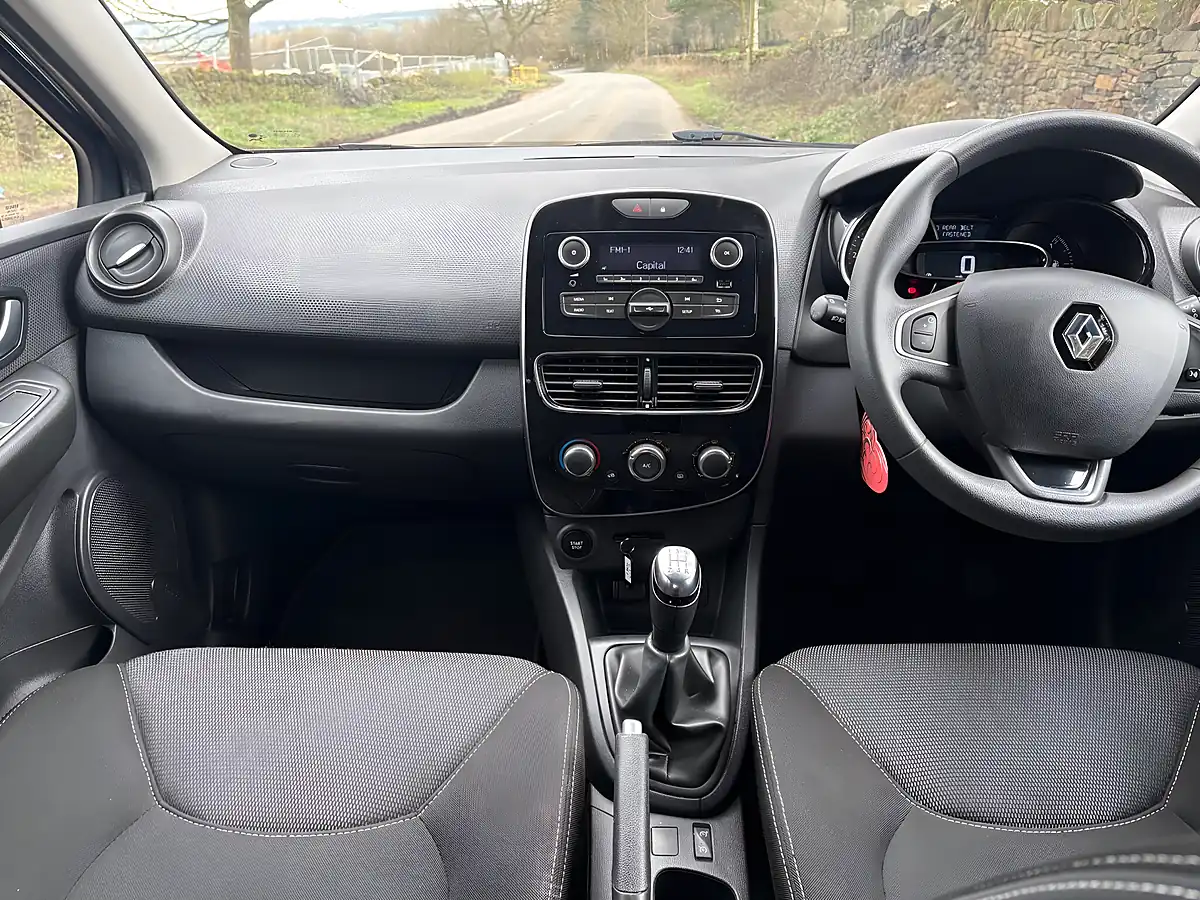 Used 2023 Renault Clio Play Grey - Interior and Exterior details 6