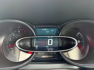 Used 2023 Renault Clio Play Grey - Interior and Exterior details 8