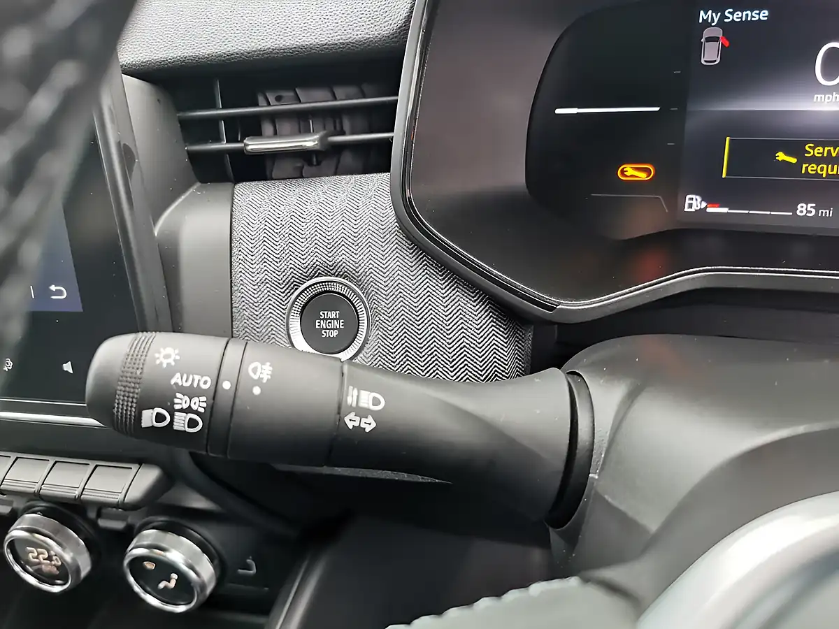 Used 2023 Renault Clio Techno Flame Red - Interior and Exterior details 18