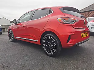 Used 2023 Renault Clio Techno Flame Red - Interior and Exterior details 6