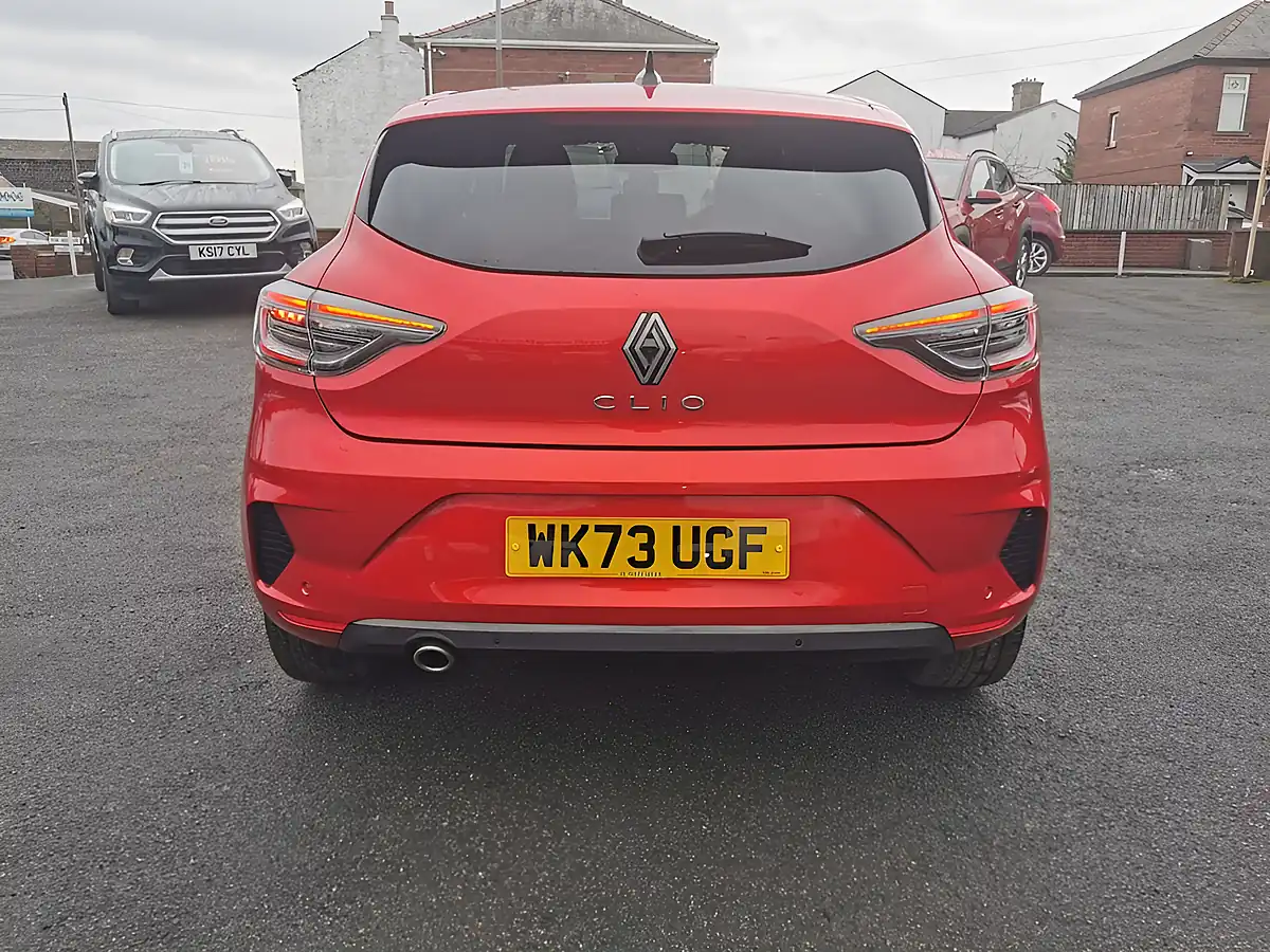Used 2023 Renault Clio Techno Flame Red - Interior and Exterior details 7