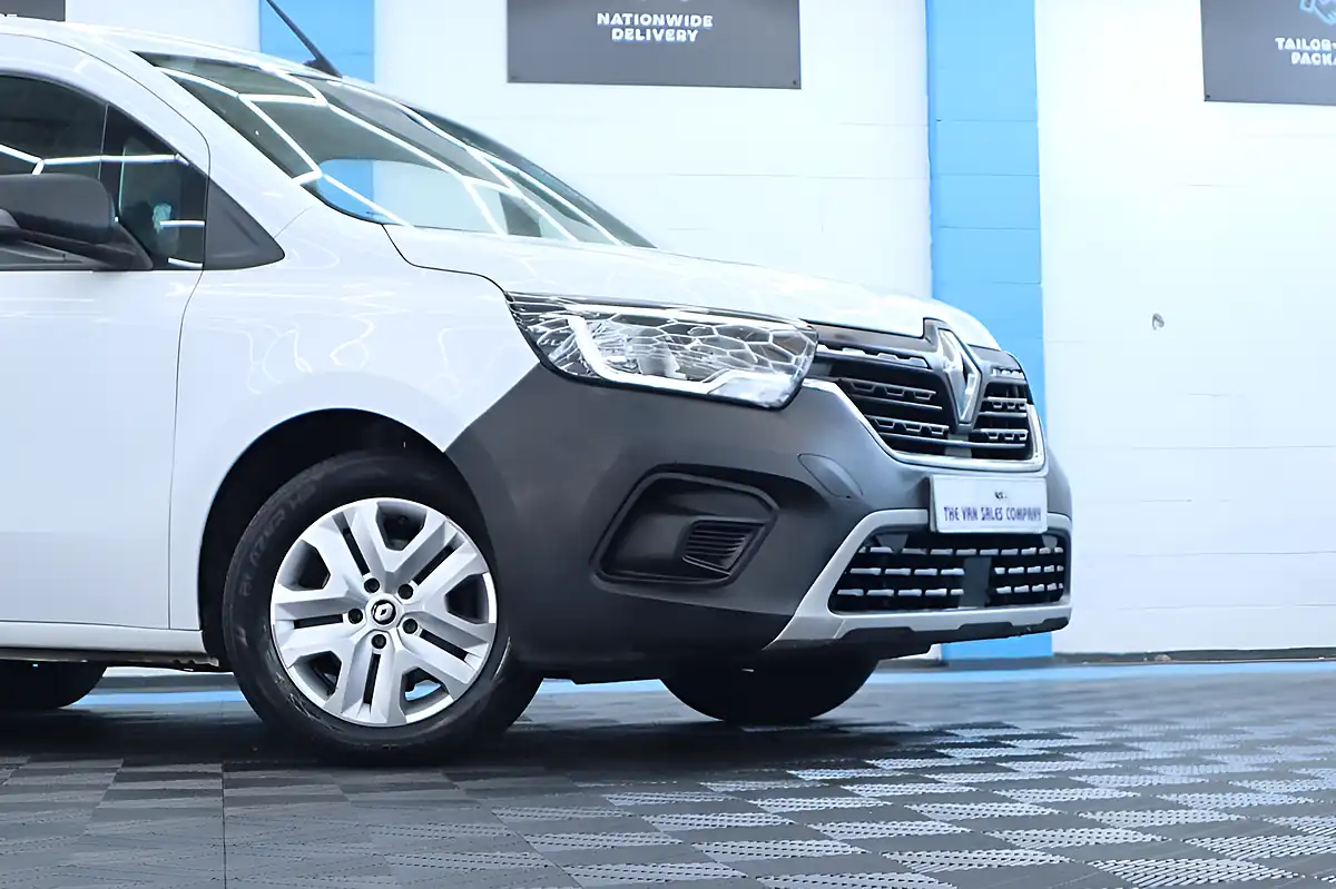 Used 2023 Renault Kangoo Advance White - Interior and Exterior details 2