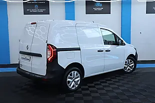 Used 2023 Renault Kangoo Advance White - Interior and Exterior details 9