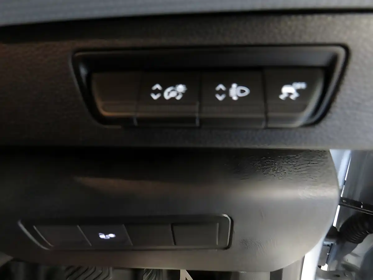 Used 2023 Renault Kangoo L1 ML19 Grey - Interior and Exterior details 16