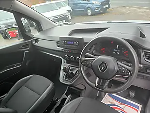 Used 2023 Renault Kangoo ML19 Blue Start Van White - Interior and Exterior details 17