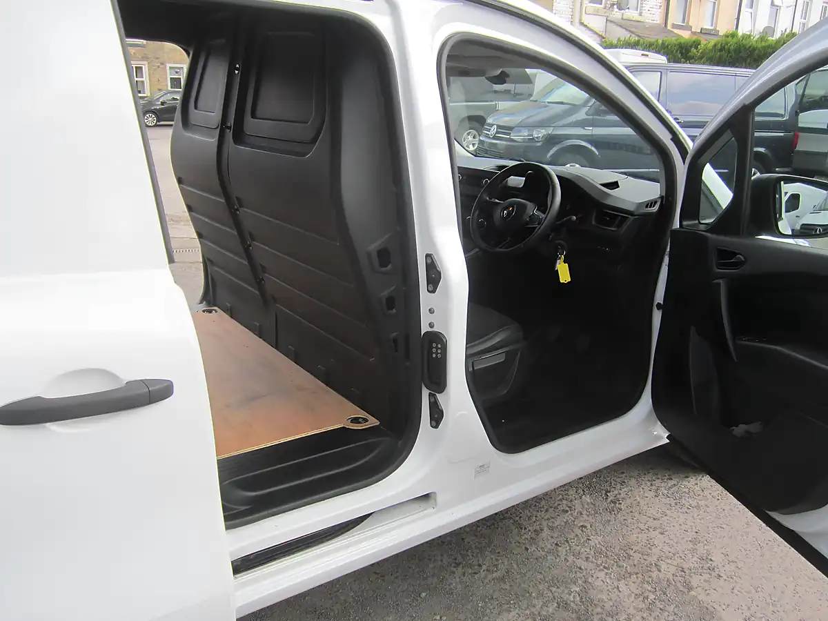 Used 2023 Renault Kangoo ML19 Start Blue White - Interior and Exterior details 12
