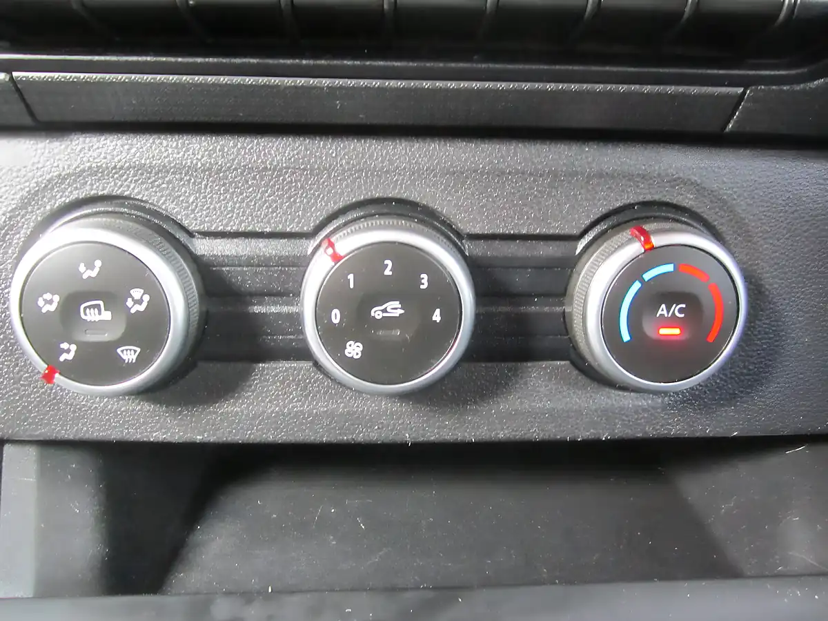 Used 2023 Renault Kangoo ML19 Start Blue White - Interior and Exterior details 16