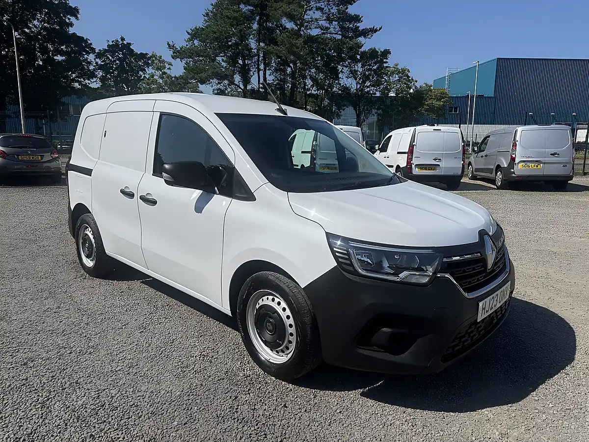 Used 2023 Renault Kangoo ML19 Start Mineral White - Interior and Exterior details 4