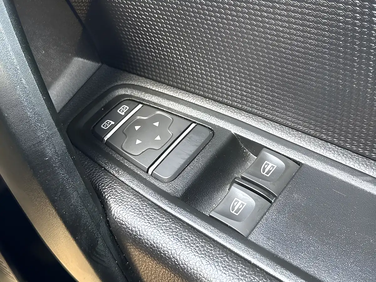 Used 2023 Renault Kangoo ML19 Start Mineral White - Interior and Exterior details 12