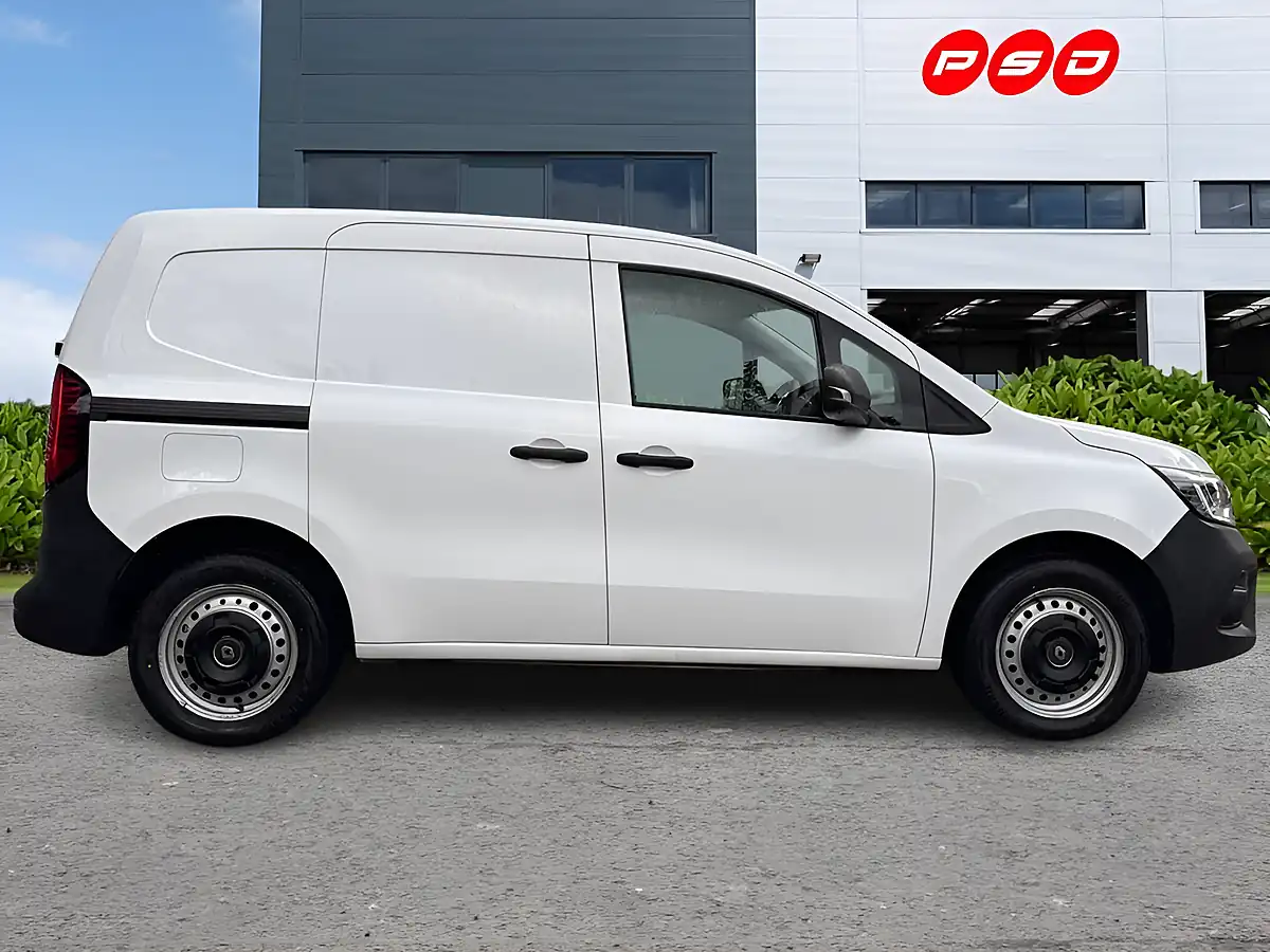 Used 2023 Renault Kangoo ML19 Start Mineral White - Interior and Exterior details 8