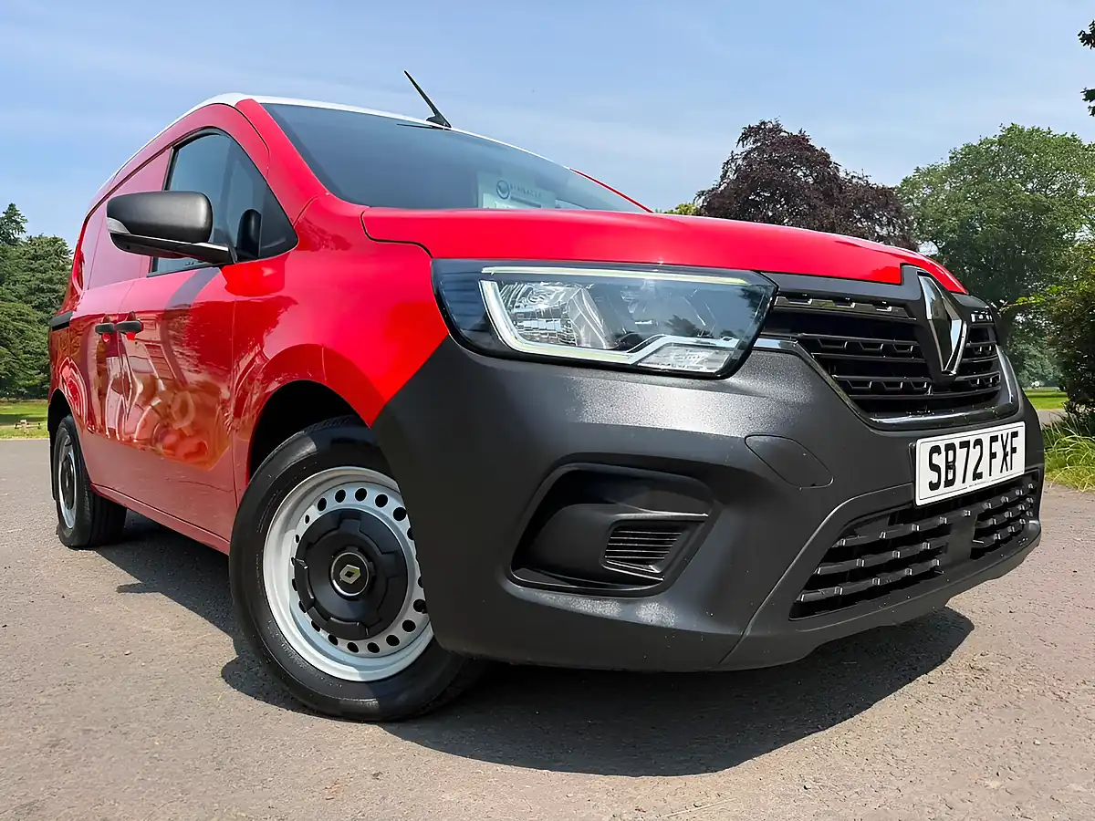 Used 2023 Renault Kangoo ML19 Start Mwb Red - Front View