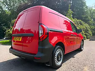 Used 2023 Renault Kangoo ML19 Start Mwb Red - Interior and Exterior details 3