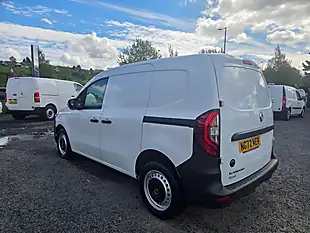 Used 2023 Renault Kangoo ML19 Start Mwb White - Interior and Exterior details 16