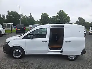 Used 2023 Renault Kangoo ML19 Start Mwb White - Interior and Exterior details 12