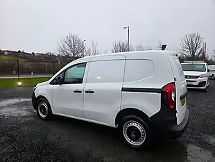 Used 2023 Renault Kangoo ML19 Start Mwb White - Interior and Exterior details 15