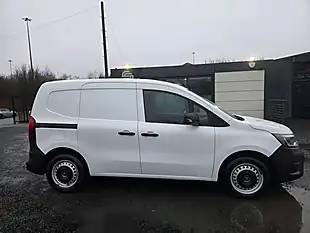 Used 2023 Renault Kangoo ML19 Start Mwb White - Interior and Exterior details 3