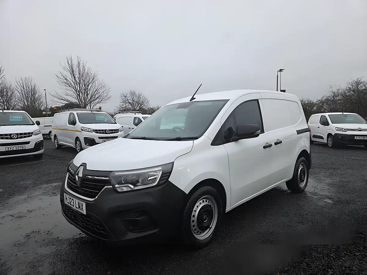 Used 2023 Renault Kangoo ML19 Start Mwb White - Interior and Exterior details 9