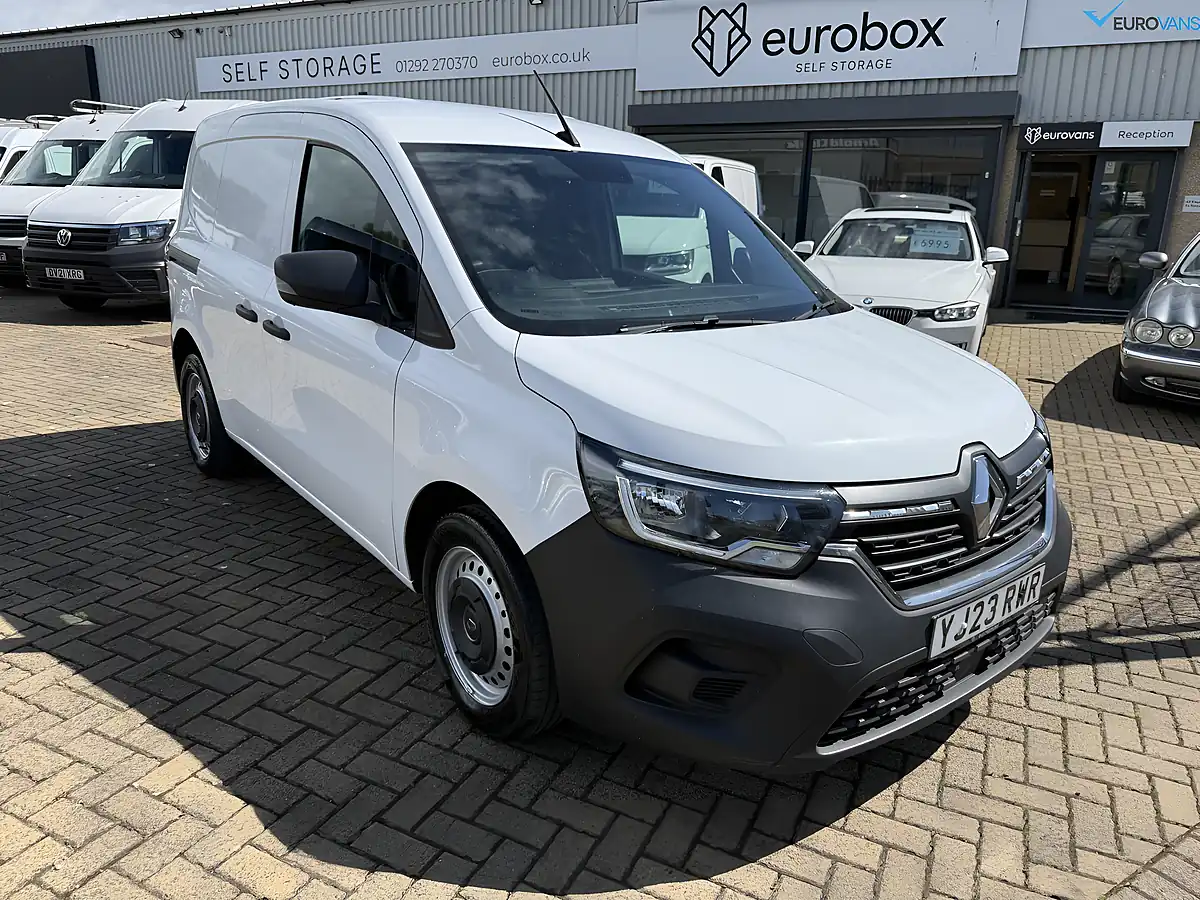 Used 2023 Renault Kangoo ML19 Start White - Interior and Exterior details 5