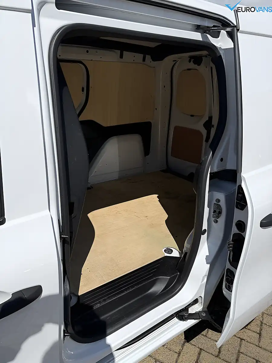 Used 2023 Renault Kangoo ML19 Start White - Interior and Exterior details 6