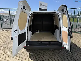 Used 2023 Renault Kangoo ML19 Start White - Interior and Exterior details 7