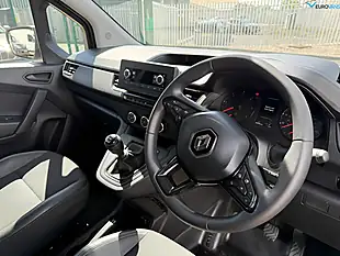 Used 2023 Renault Kangoo ML19 Start White - Interior and Exterior details 9