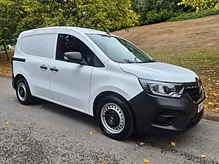 Used 2023 Renault Kangoo ML19 Start White - Interior and Exterior details 10