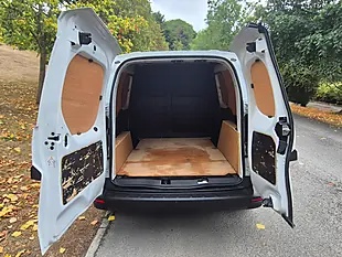 Used 2023 Renault Kangoo ML19 Start White - Interior and Exterior details 11