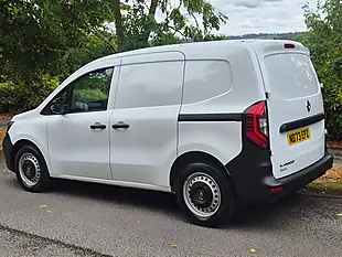 Used 2023 Renault Kangoo ML19 Start White - Interior and Exterior details 7