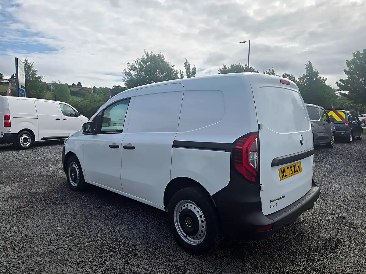 Used 2023 Renault Kangoo Start White - Interior and Exterior details 16