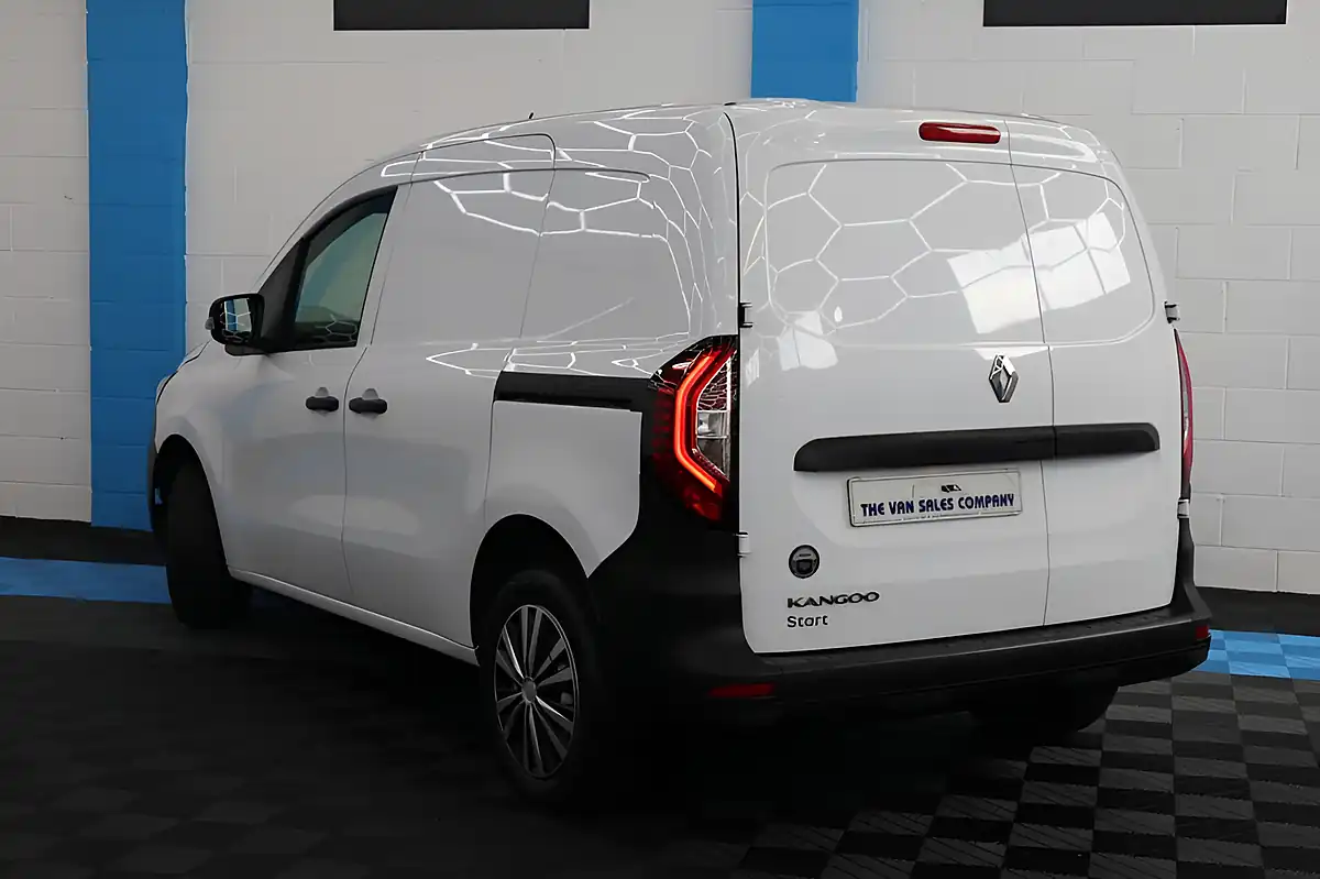 Used 2023 Renault Kangoo Start White - Interior and Exterior details 6