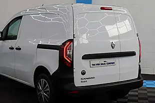 Used 2023 Renault Kangoo Start White - Interior and Exterior details 10