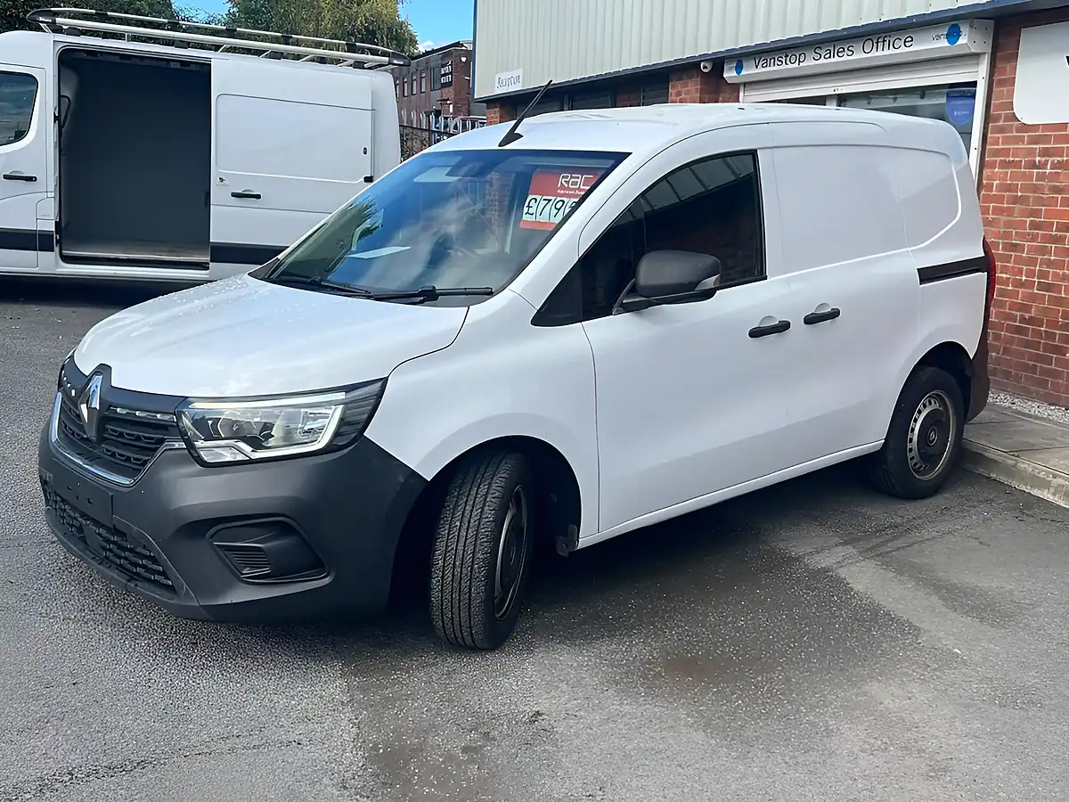 Used 2023 Renault Kangoo Start White - Interior and Exterior details 2