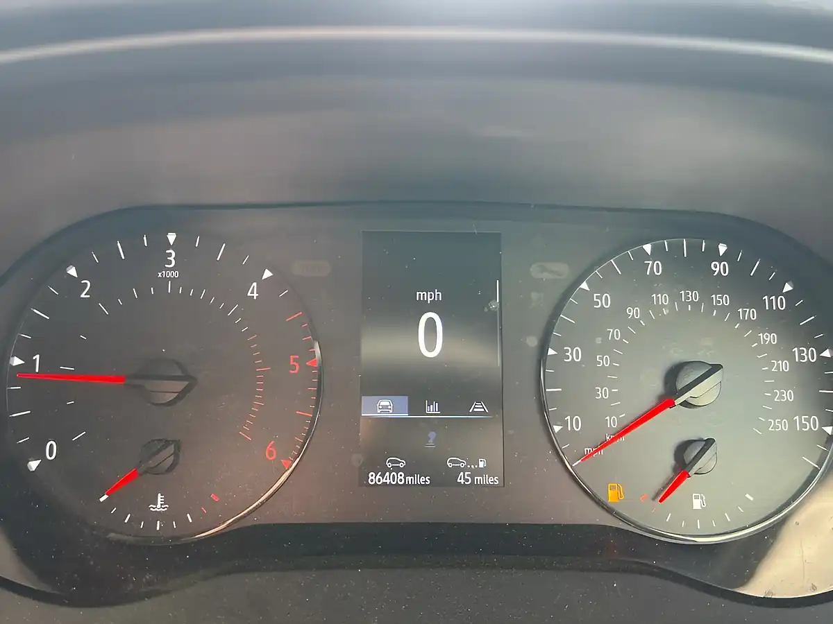 Used 2023 Renault Kangoo Start White - Interior and Exterior details 6