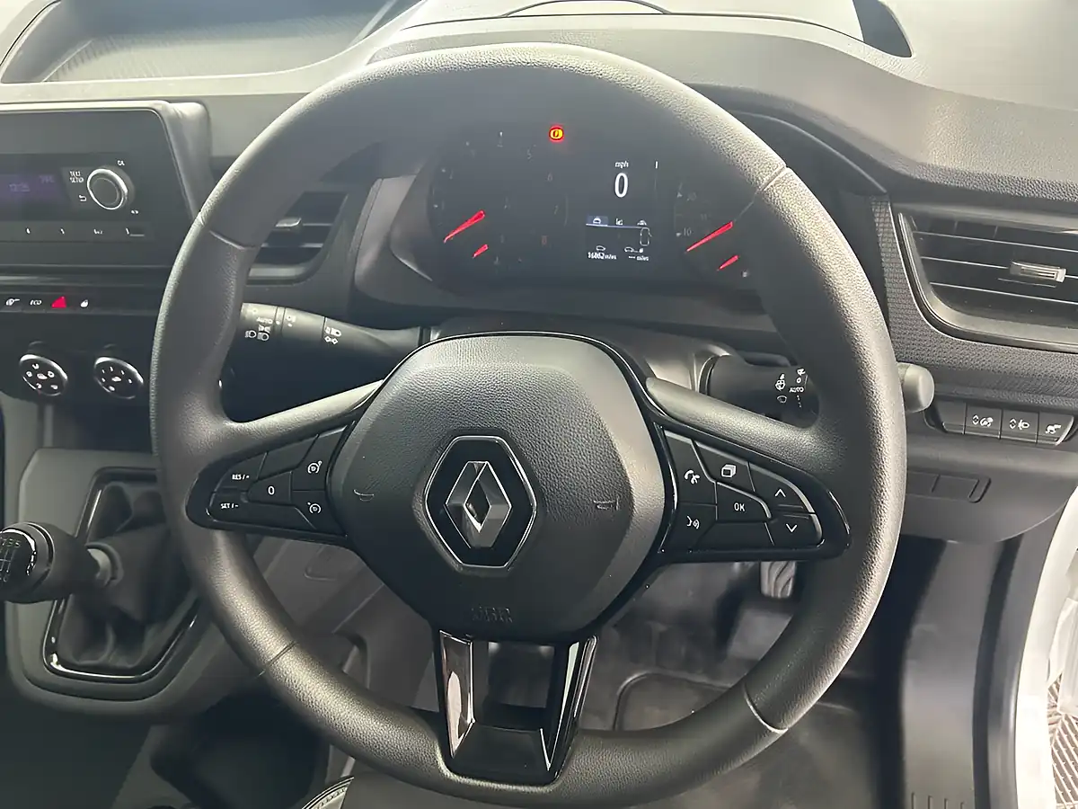 Used 2023 Renault Kangoo Start White - Interior and Exterior details 11