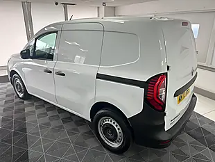 Used 2023 Renault Kangoo Start White - Interior and Exterior details 7
