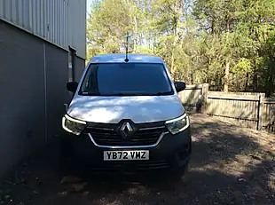 Used 2023 Renault Kangoo Start White - Interior and Exterior details 8