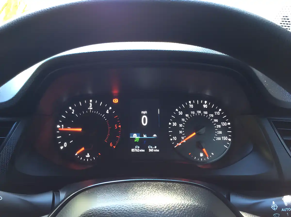 Used 2023 Renault Kangoo Start White - Interior and Exterior details 9
