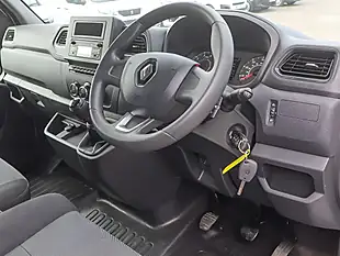 Used 2023 Renault Master 35 Business+ Grey - Interior and Exterior details 19