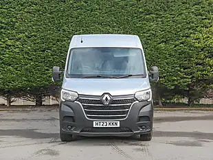 Used 2023 Renault Master 35 Business+ Grey - Interior and Exterior details 3