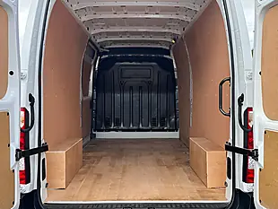 Used 2023 Renault Master Advance White - Interior and Exterior details 3